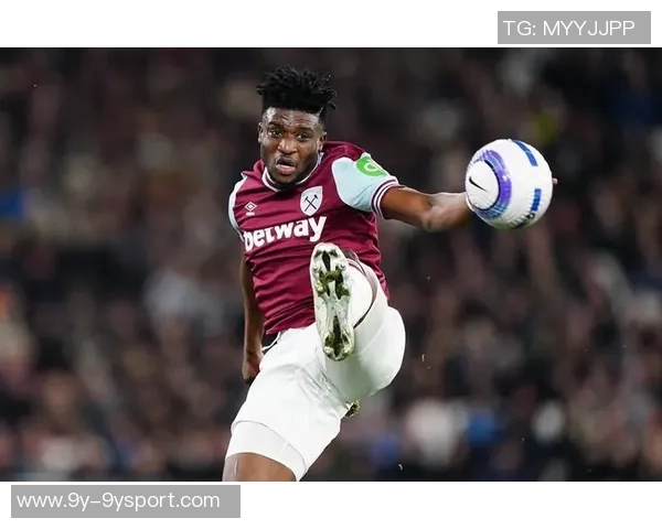 库杜斯赞扬特尔的坚持精神并强调进球对前锋自信心的重要性