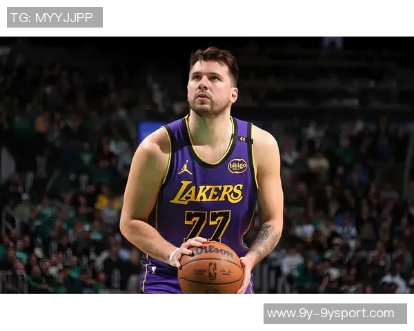 湖人队友收礼物东契奇去年圣诞节送卡丁车给独行侠全队