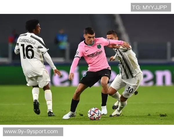 佩德里抵达甘伯体育城进行伤情检查确认伤势严重程度引发关注 佩德里抵达甘伯体育城进行伤情检查确认伤势严重程度引发关注