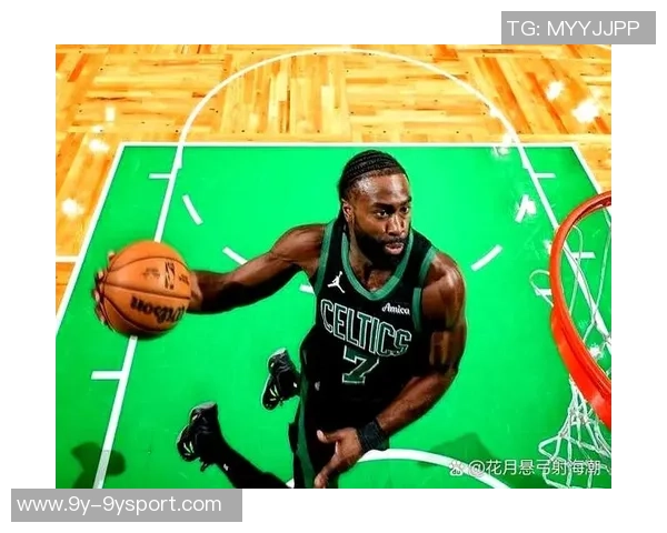 布劳恩复出状态低迷半场未得分却贡献4篮板2助攻