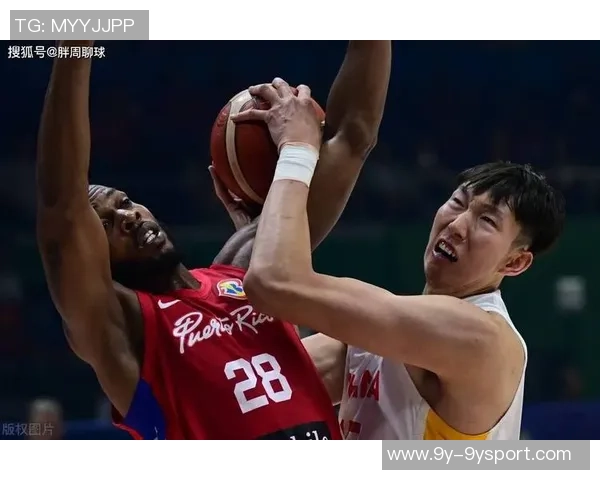 周琦内线强攻首开记录展现实力随即再度发力制造杀伤