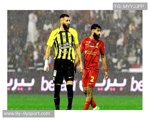 本泽马社交媒体庆祝战胜利雅得胜利强调团队承诺与重要胜利 本泽马社交媒体庆祝战胜利雅得胜利强调团队承诺与重要胜利