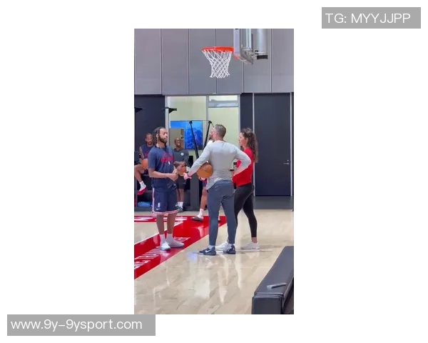 比尔谈身体状态和老将队友迅速理解教练战术提升球队表现